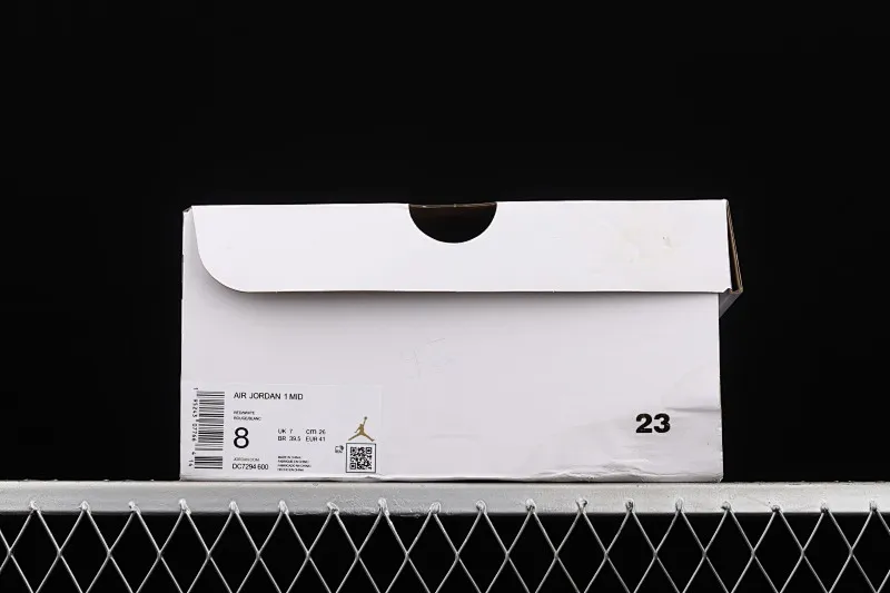All Categories Air Jordan Jordan Series Basketball Shoes Air Jordan 1 Mid Air Jordan 1 Mid AJ1 Joe 1 Christmas Red China Basketball Shoes DC7294-600